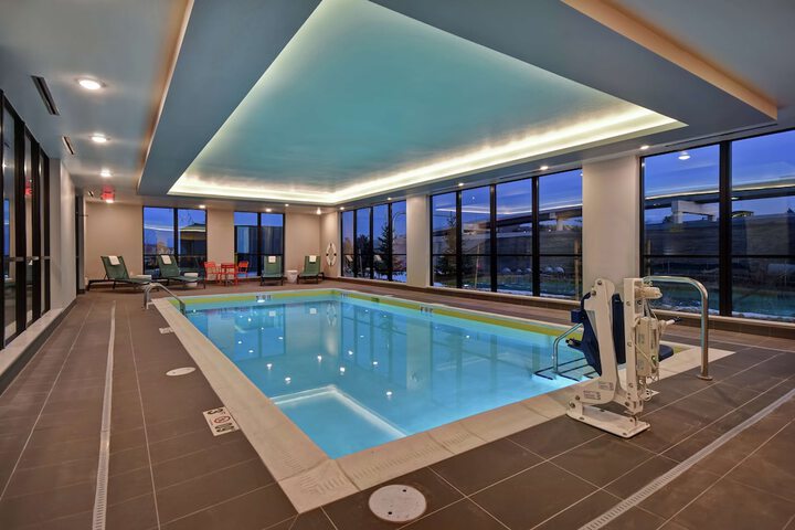 Pool 4 of 44