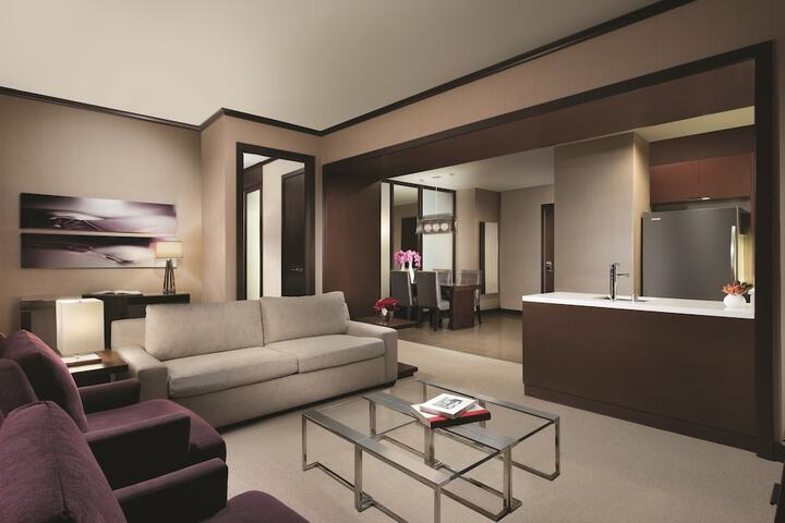 Room 26 of 61