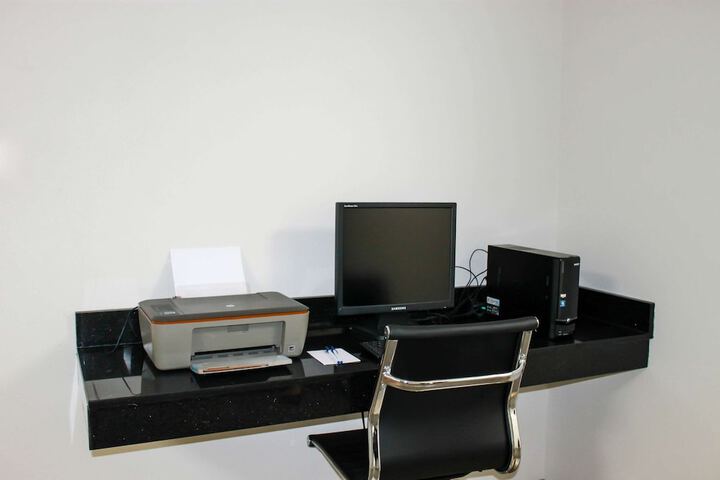 Business Center 42 of 42