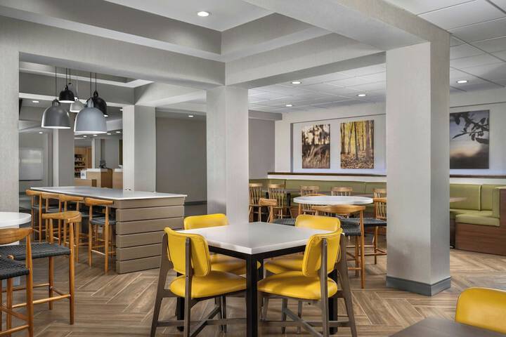 Fairfield Inn & Suites by Marriott Dallas Mansfield