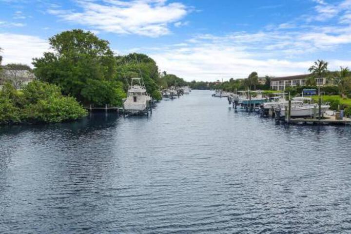 Waterfront Boat Dock and Guesthouse