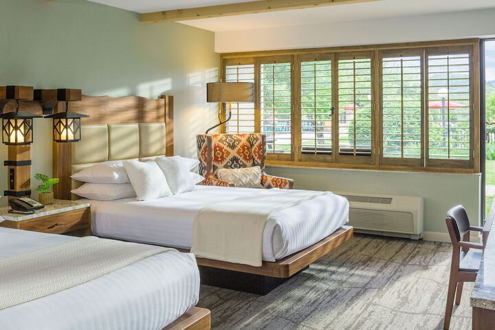 High Peaks Resort