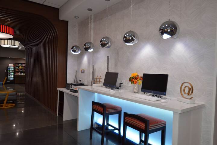 Business Center 24 of 24