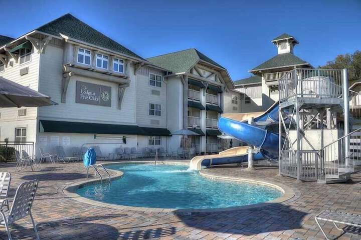 Lodge at Five Oaks Pigeon Forge - Sevierville