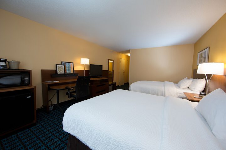 Room 9 of 24