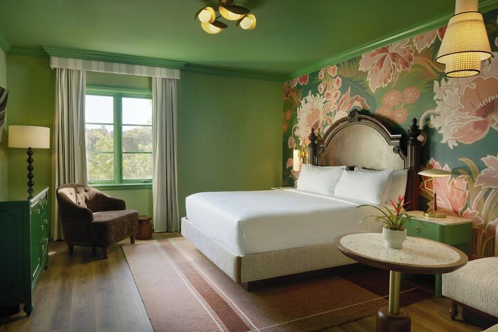 The Carlton Hotel Atascadero – Paso Robles, a Tribute Portfolio Hotel