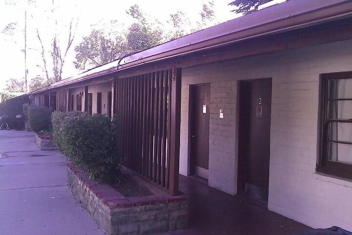 Ranch Motel