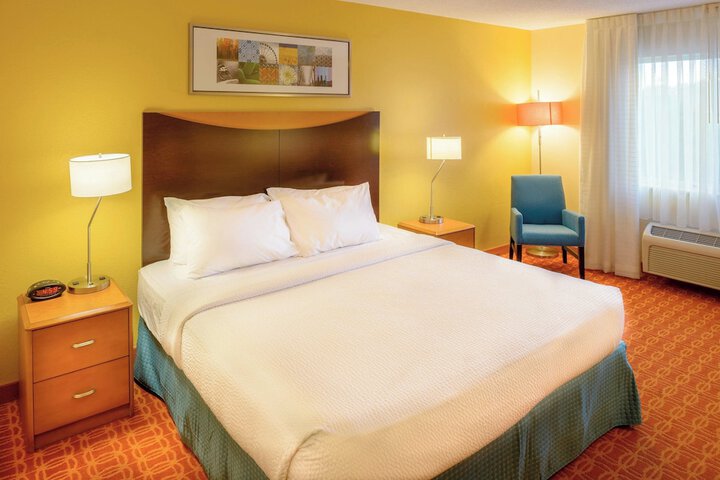Fairfield Inn by Marriott St. Louis Collinsville IL