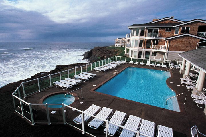 Pool 7 of 17