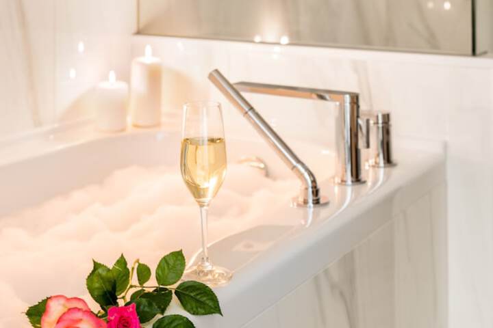 The Magnolia Hotel and Spa