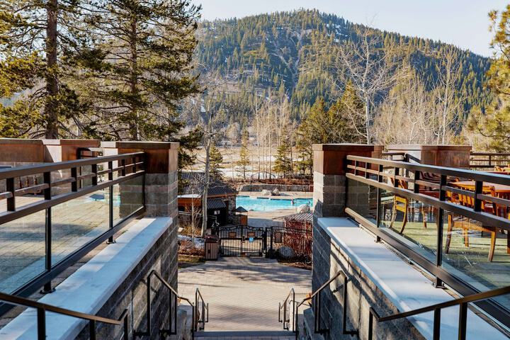 Everline Resort and Spa Lake Tahoe
