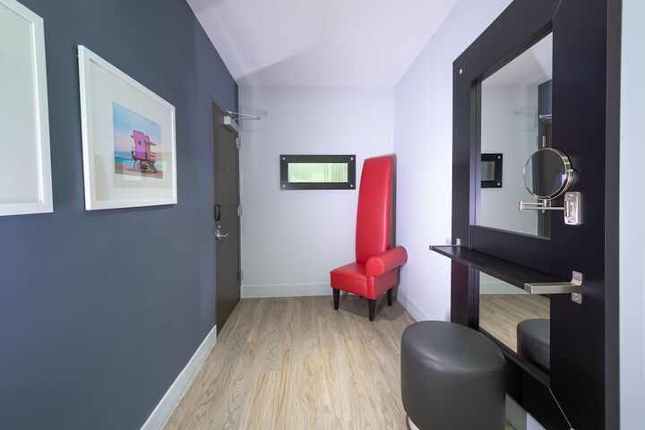 Hotel Interior 10 of 81