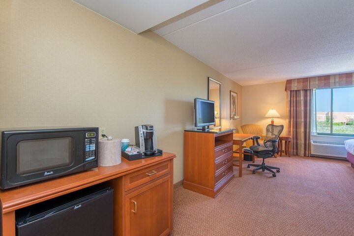 Room 15 of 34