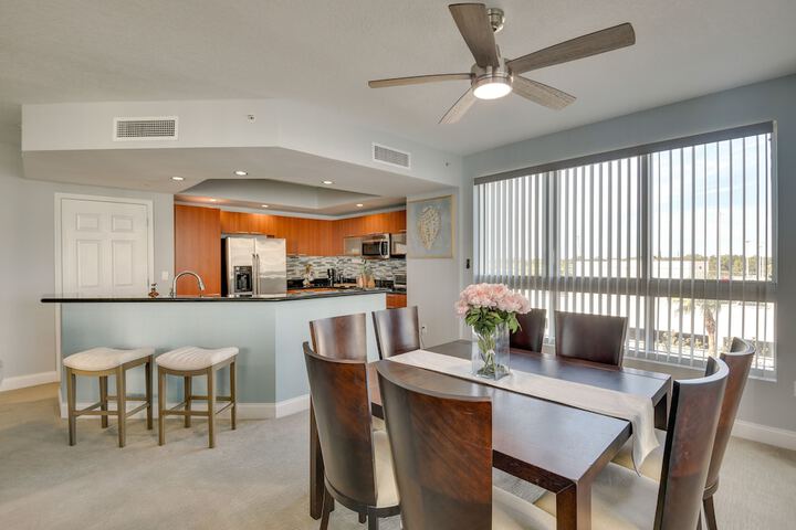 Luxe Resort Condo - 2 Mi to Daytona Beach!