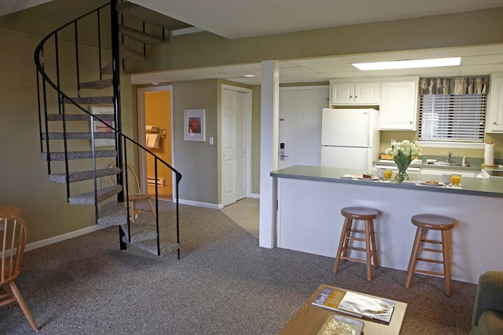 Room 42 of 59