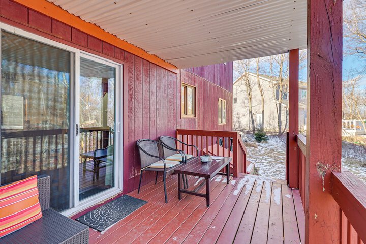 Private Spa Fire Pit & Deck: Poconos Home!