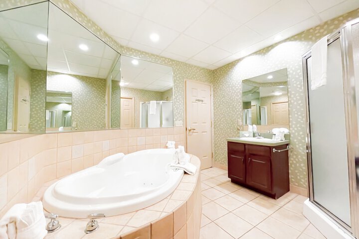 Room 15 of 23