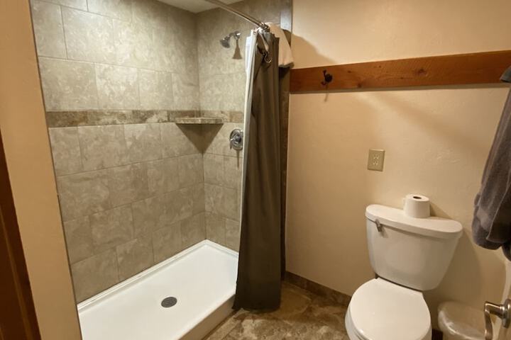 Room 21 of 82
