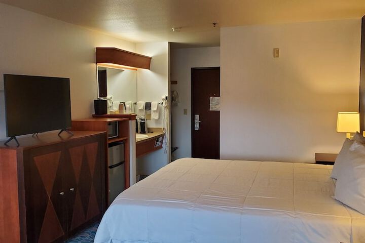 Omak Inn