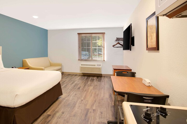 WoodSpring Suites Charlotte Shelby