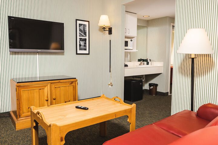 Room 16 of 51