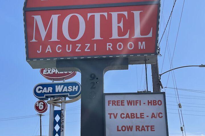 Hotel 2 of 28