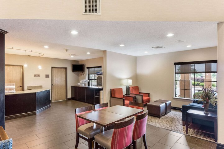 Hotel Interior 13 of 68