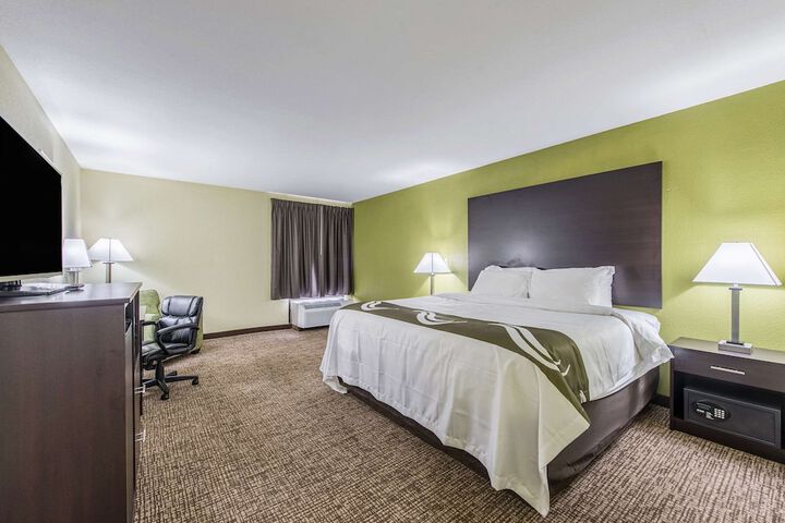 Room 19 of 29