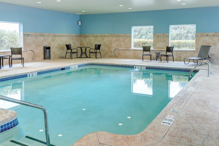 Holiday Inn Express Hotel & Suites West Long Branch by IHG