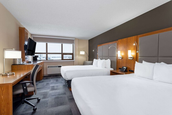 Room 20 of 43