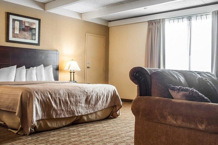 Room 21 of 54