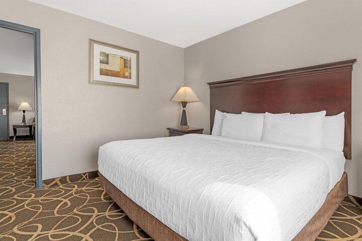 Best Western Plus Eau Claire Conference Center