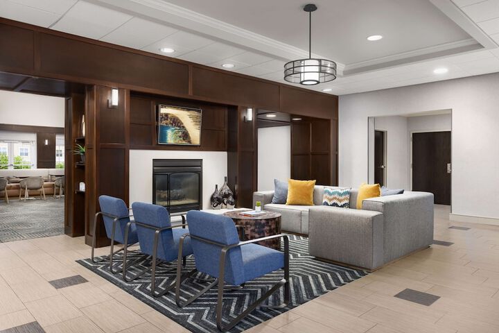 Homewood Suites by Hilton Manchester / Airport