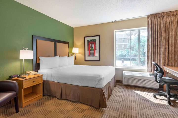 Extended Stay America Suites Newark Woodbridge