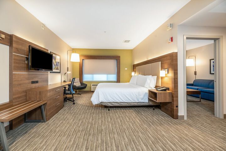 Room 52 of 84