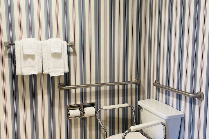 Americas Best Value Inn Sandpoint