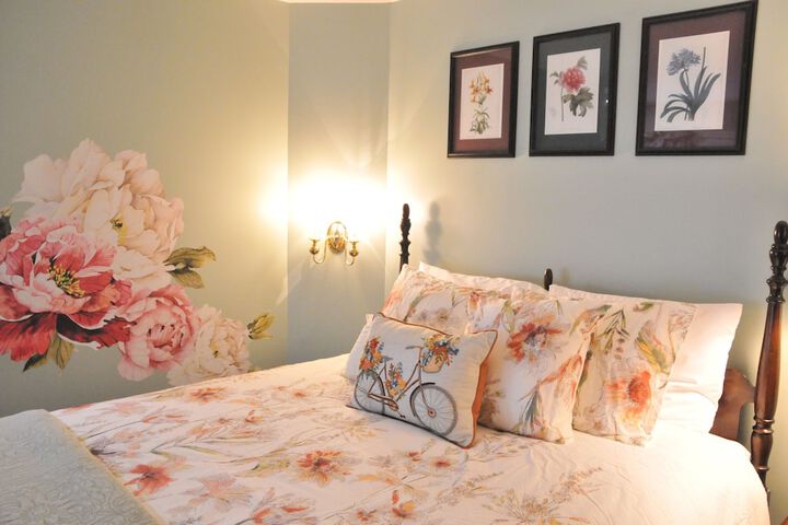 Room 8 of 61