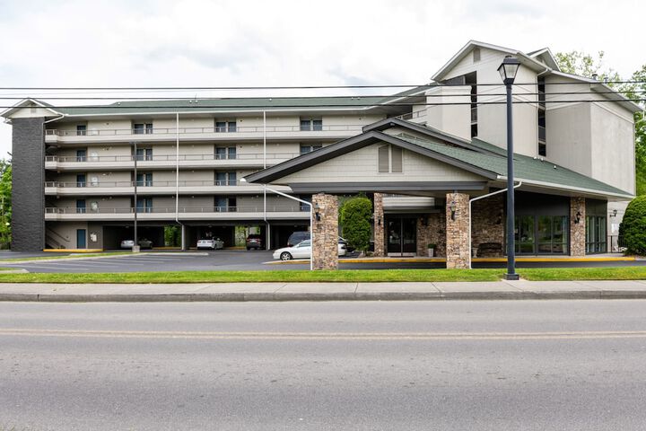 Twin Mountain Inn & Suites