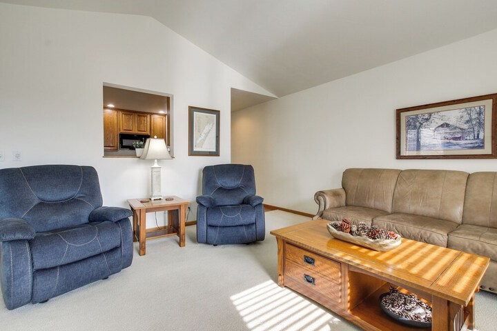 pattie's Other Place - Indoor Pool Access!
