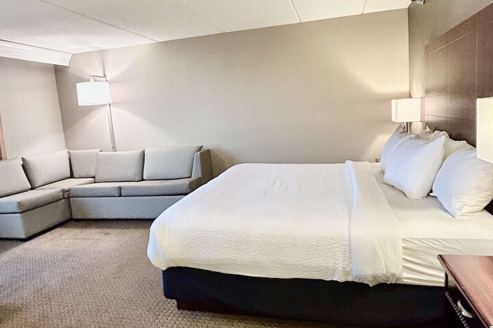 Room 40 of 69