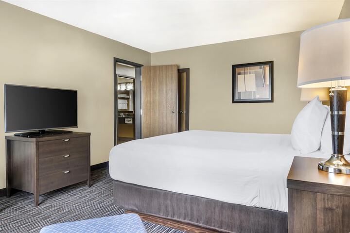 Best Western Plus Saint John Hotel & Suites