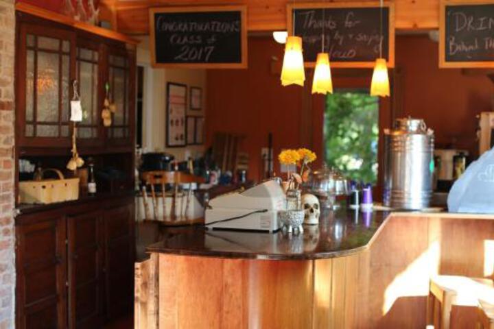 Kaaterskill House