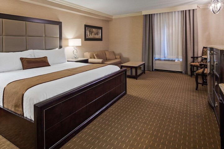 Best Western Plus The Arden Park Hotel