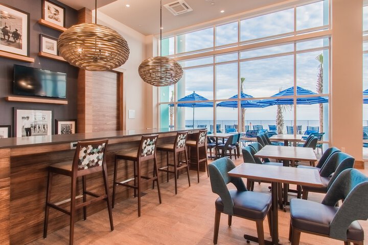Hampton Inn & Suites Panama City Beach-Beachfront