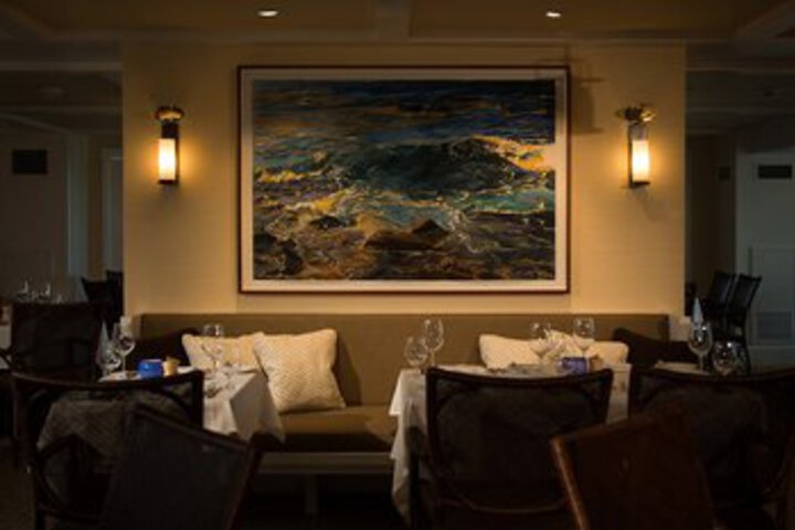 Dining 49 of 72
