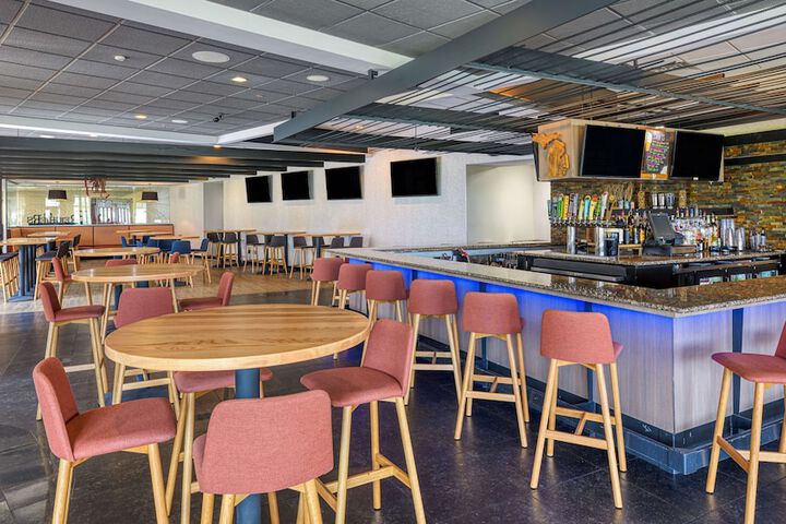 DoubleTree by Hilton Hotel Port Huron
