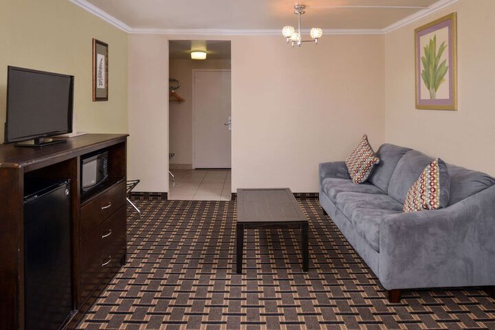 Room 26 of 52