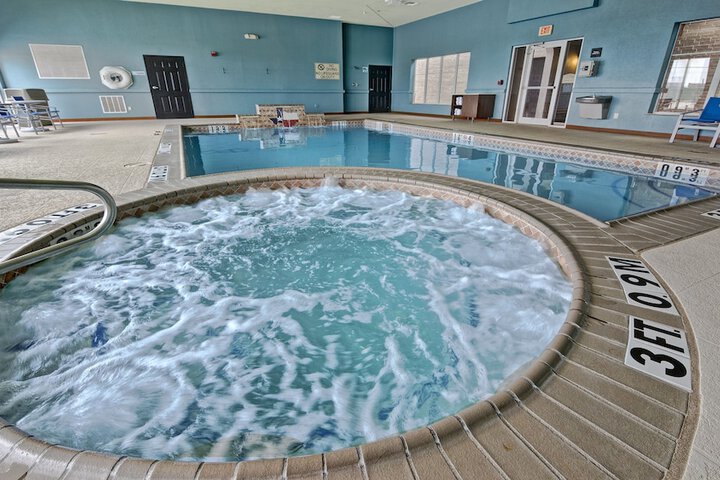 Pool 6 of 39
