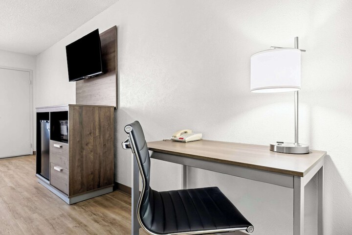 Room 20 of 31