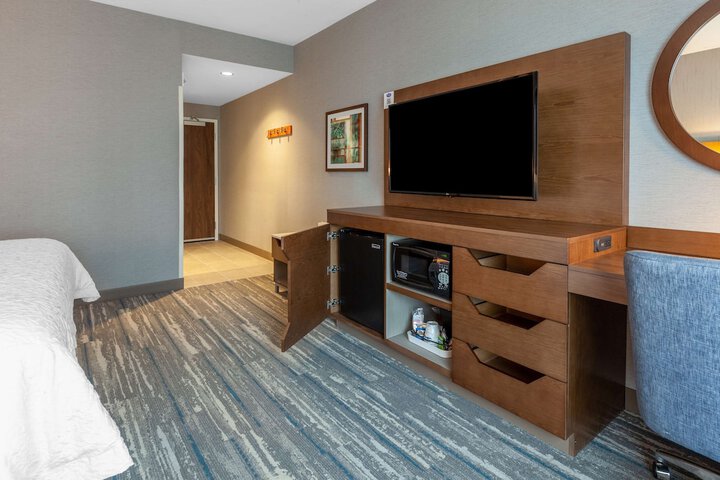 Room 7 of 30